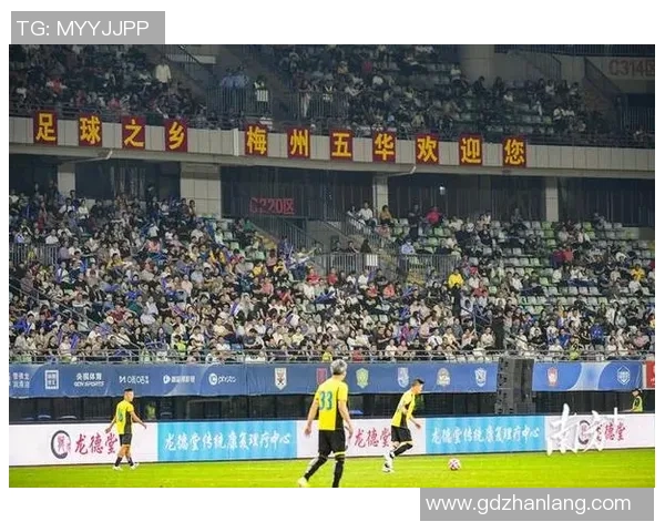 七匹狼携手足球明星共创激情赛季展现青春活力与团队精神